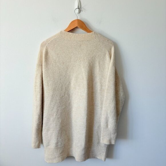 Aritzia Wilfred Bilbao Oversized Wool Cardigan Sweater Cream Size 2 Medium - Picture 4 of 6